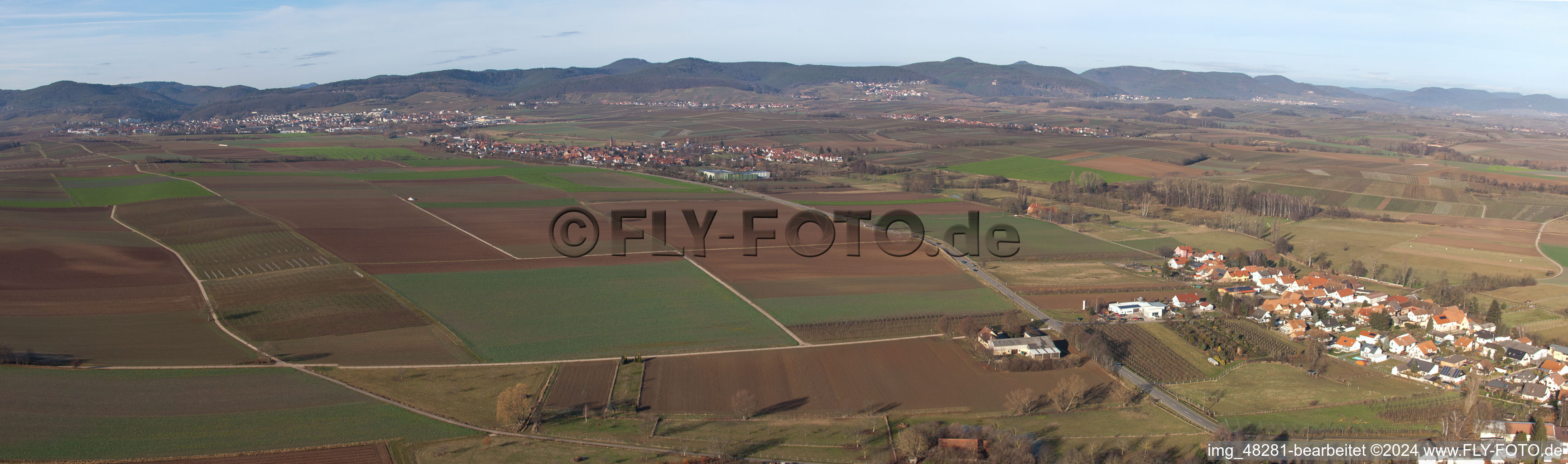 Vue aérienne de Panorama : Oberhausen, chapelles BBZ à Oberhausen dans le département Rhénanie-Palatinat, Allemagne