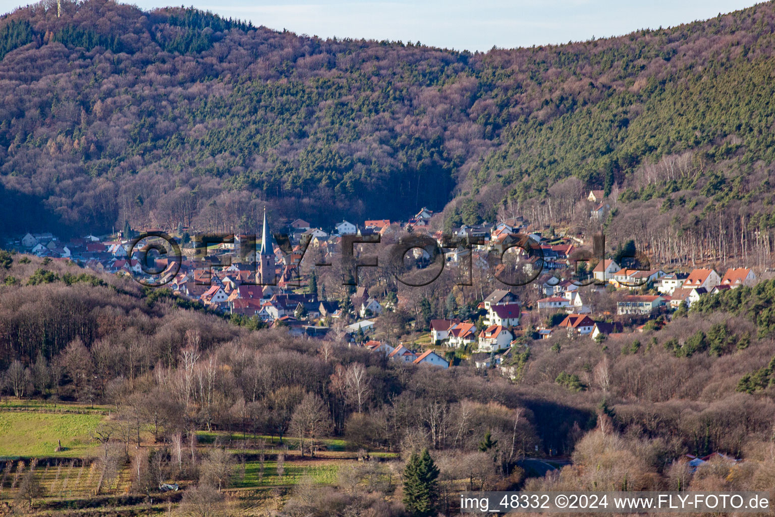 Dörrenbach dans le département Rhénanie-Palatinat, Allemagne depuis l'avion