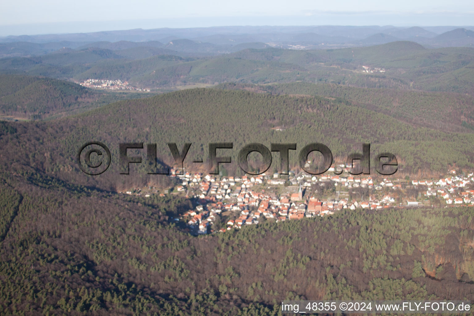 Vue oblique de Dörrenbach dans le département Rhénanie-Palatinat, Allemagne