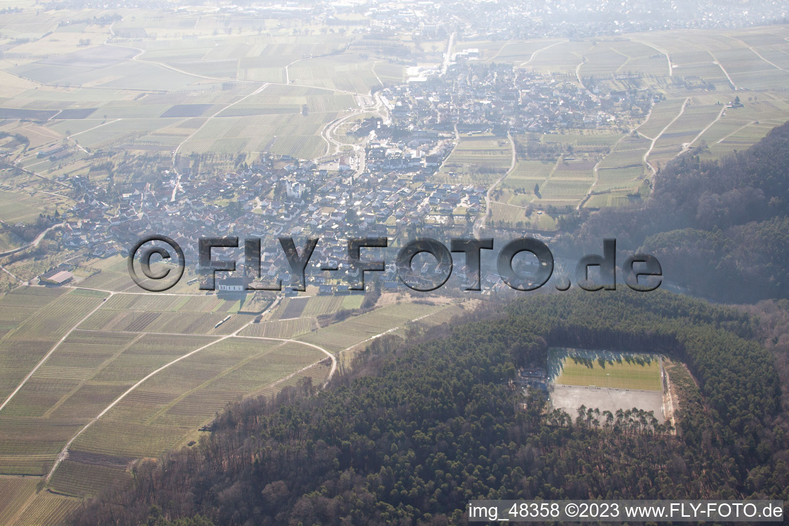 Oberotterbach dans le département Rhénanie-Palatinat, Allemagne vue d'en haut