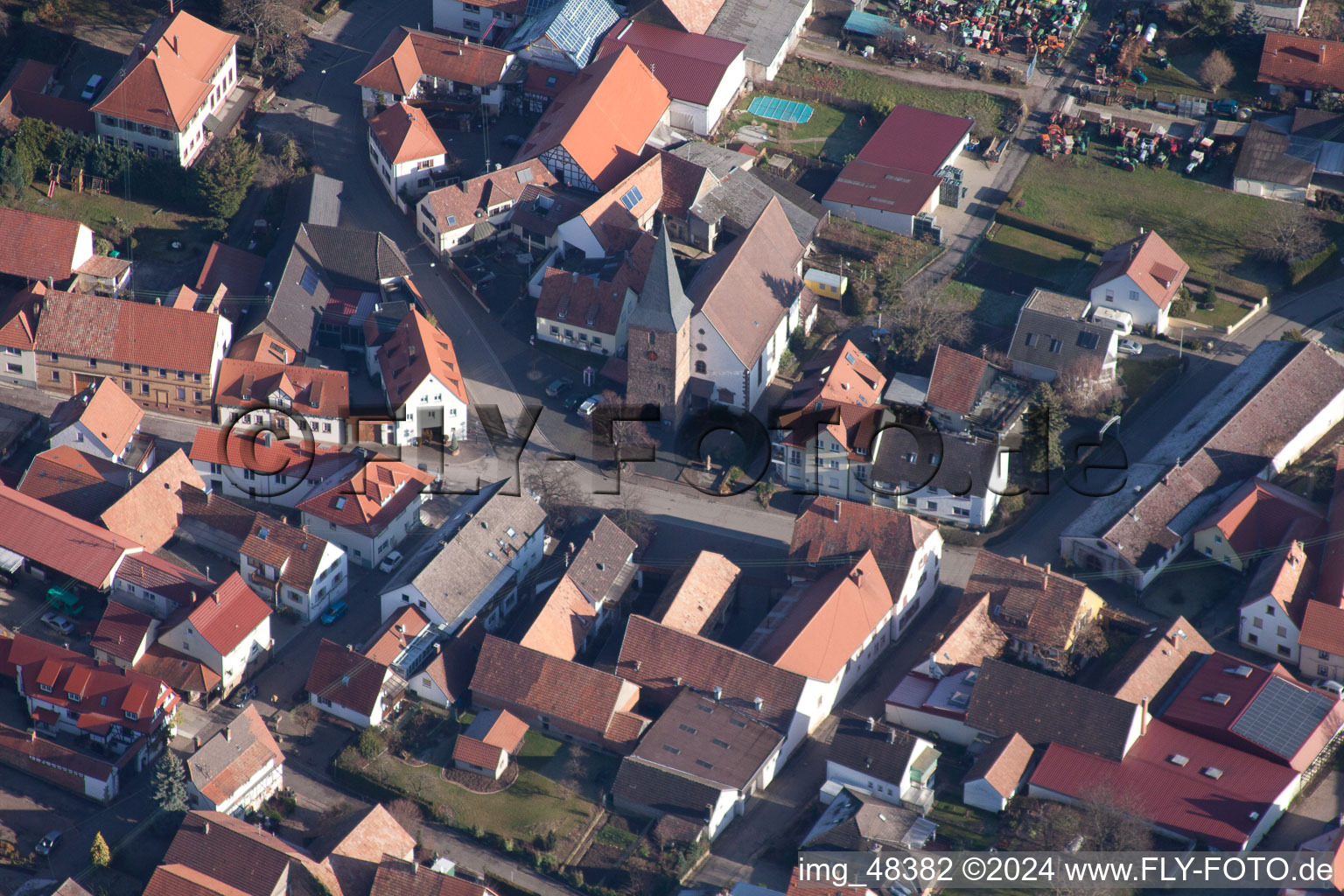 Quartier Schweigen in Schweigen-Rechtenbach dans le département Rhénanie-Palatinat, Allemagne vue d'en haut