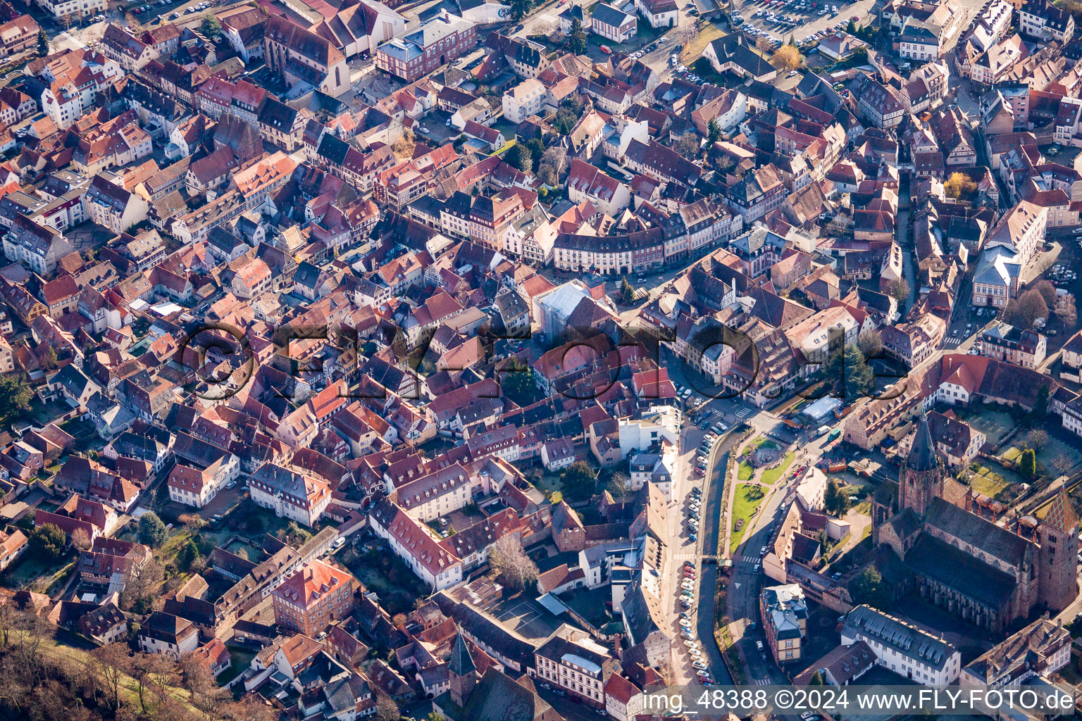 Image drone de Wissembourg dans le département Bas Rhin, France