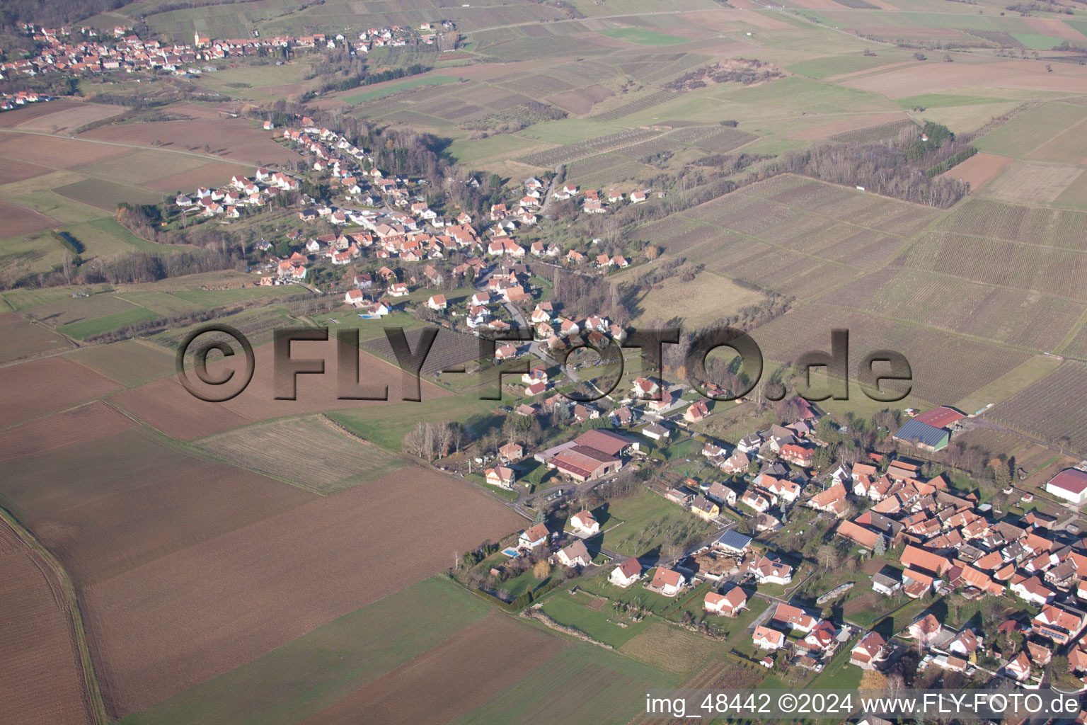 Steinseltz dans le département Bas Rhin, France d'un drone