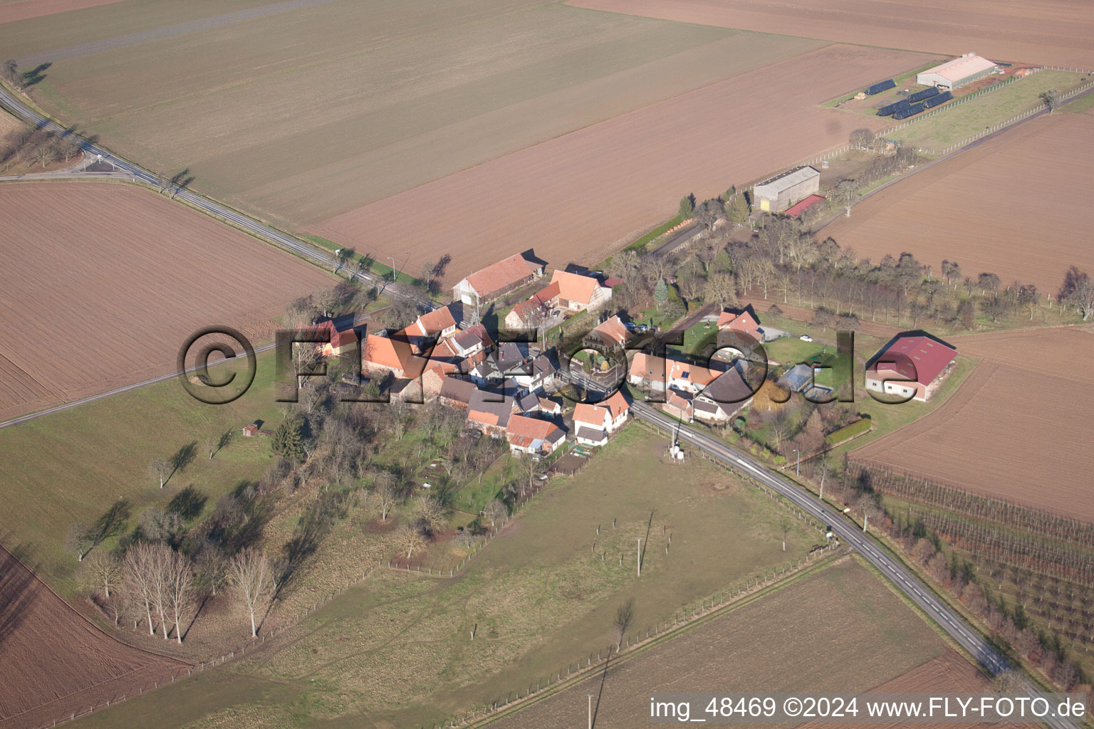 Seebach dans le département Bas Rhin, France du point de vue du drone