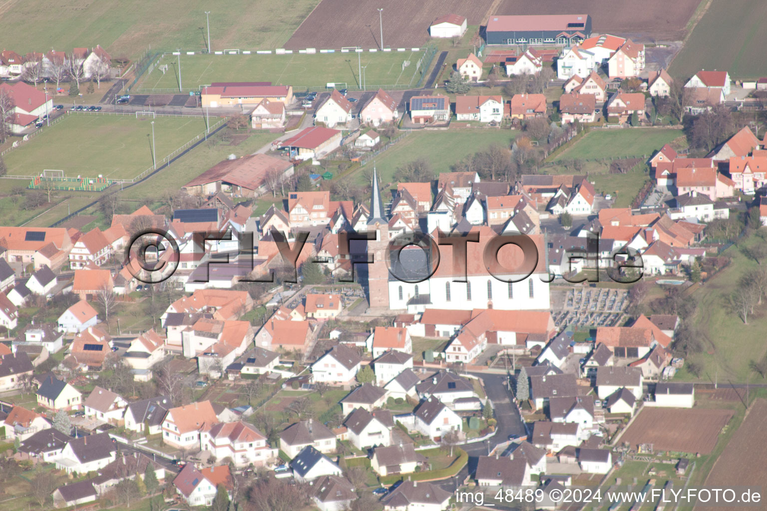 Vue oblique de Schleithal dans le département Bas Rhin, France