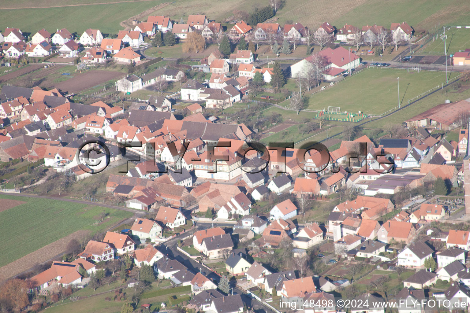 Schleithal dans le département Bas Rhin, France du point de vue du drone