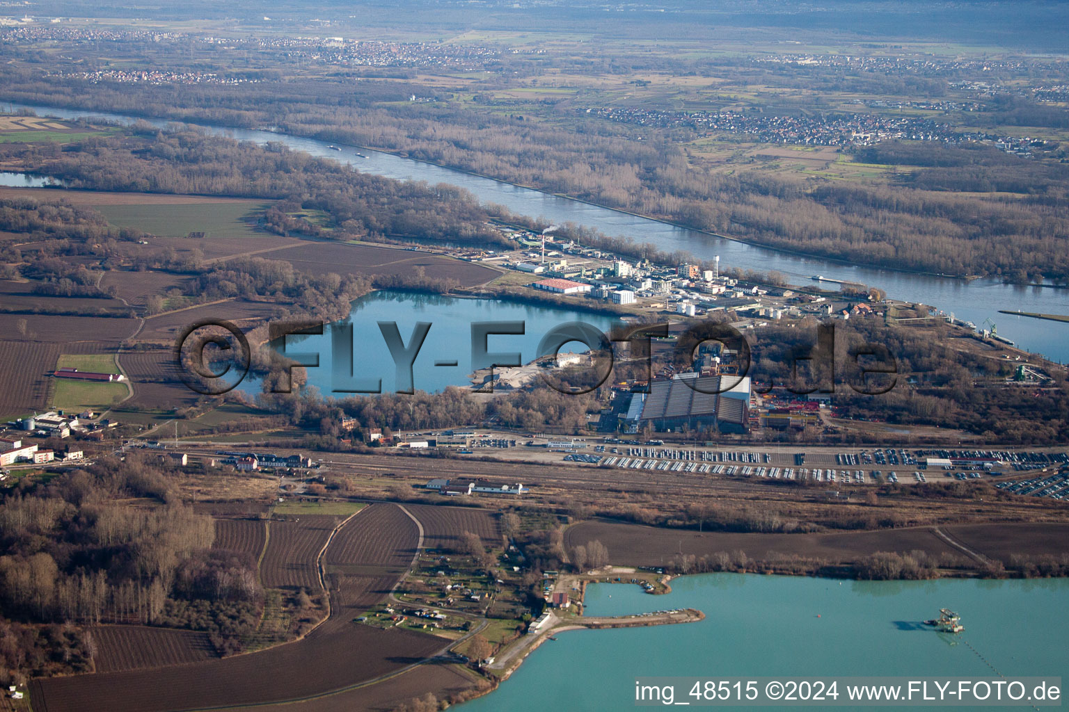 Vue d'oiseau de Port à Lauterbourg dans le département Bas Rhin, France