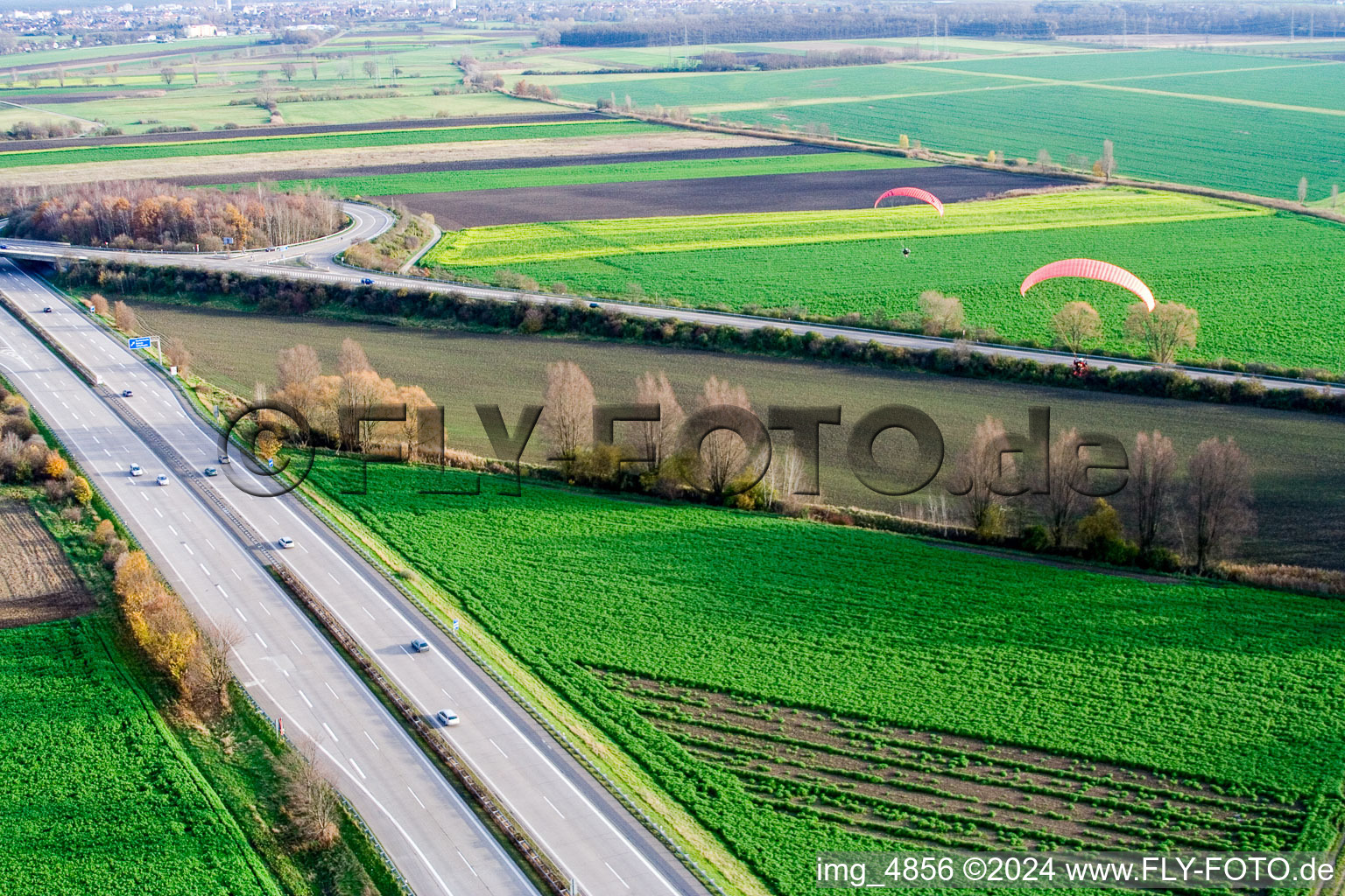 Vue aérienne de Sortie d'autoroute à Hockenheim dans le département Bade-Wurtemberg, Allemagne