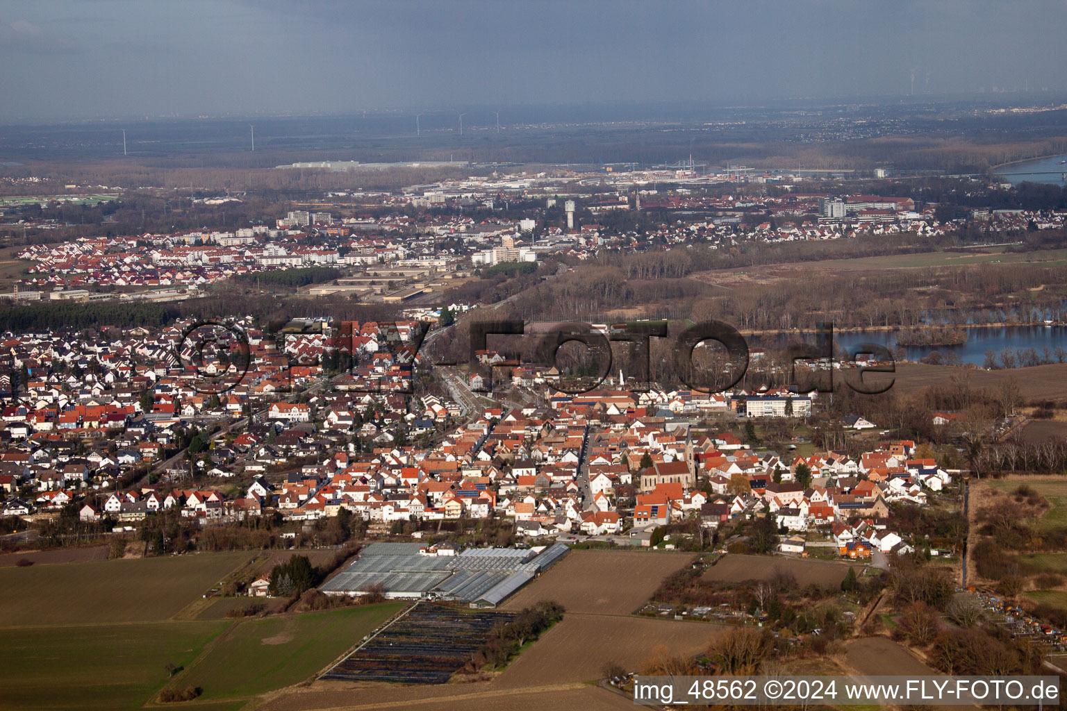 Vue aérienne de Quartier Sondernheim in Germersheim dans le département Rhénanie-Palatinat, Allemagne