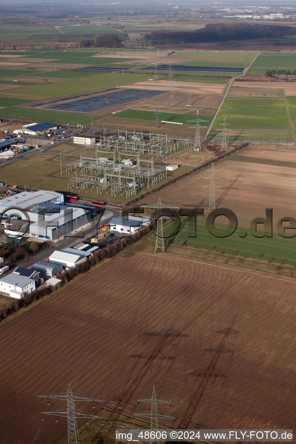 Vue aérienne de Sous-station à Neulußheim dans le département Bade-Wurtemberg, Allemagne