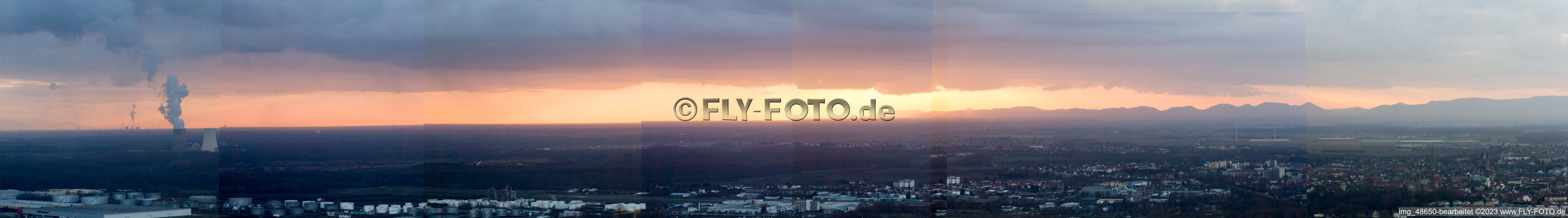 Vue aérienne de Panorama de la boucle du Rhin depuis le nord-est à Speyer dans le département Rhénanie-Palatinat, Allemagne