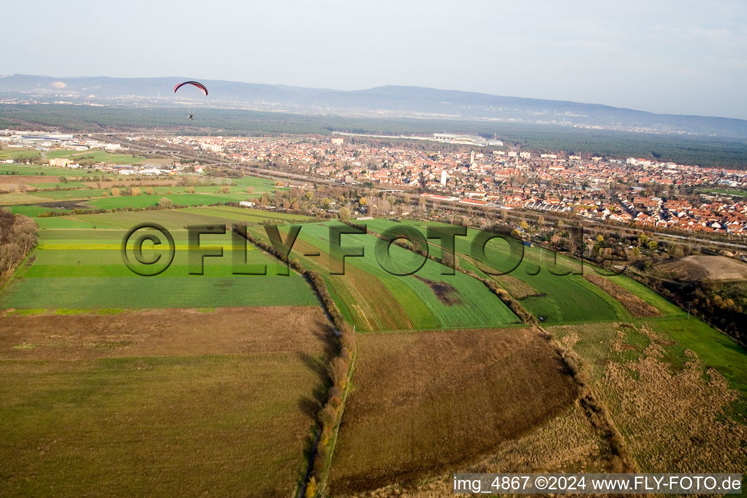 Vue d'oiseau de Hockenheim dans le département Bade-Wurtemberg, Allemagne