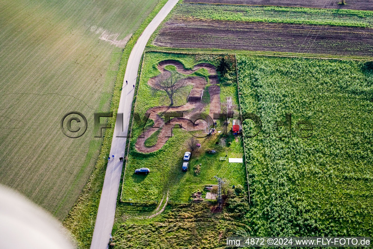 Vue aérienne de Piste de karting à Neulußheim dans le département Bade-Wurtemberg, Allemagne