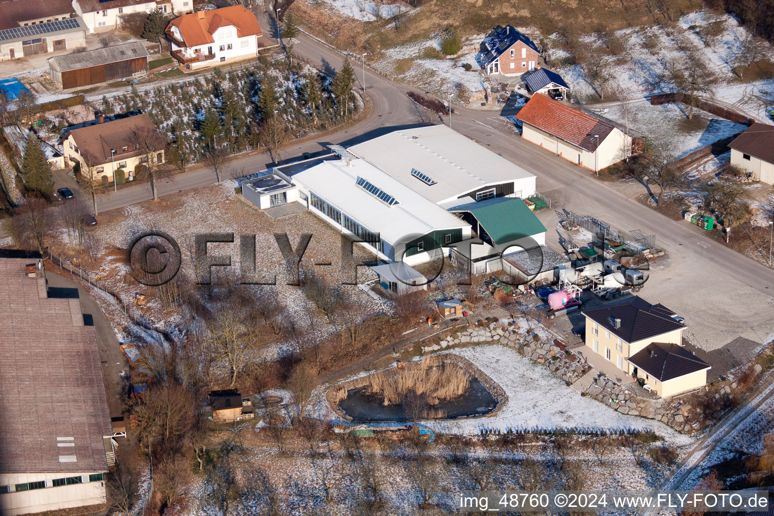 Photographie aérienne de AVN GmbH à le quartier Neuenbürg in Kraichtal dans le département Bade-Wurtemberg, Allemagne