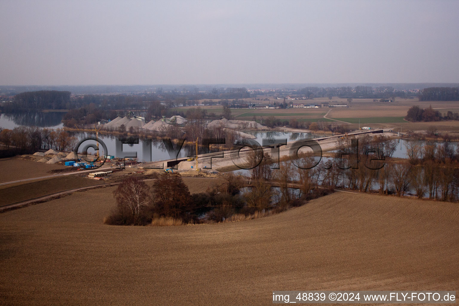 Vue aérienne de Polders à Neupotz dans le département Rhénanie-Palatinat, Allemagne