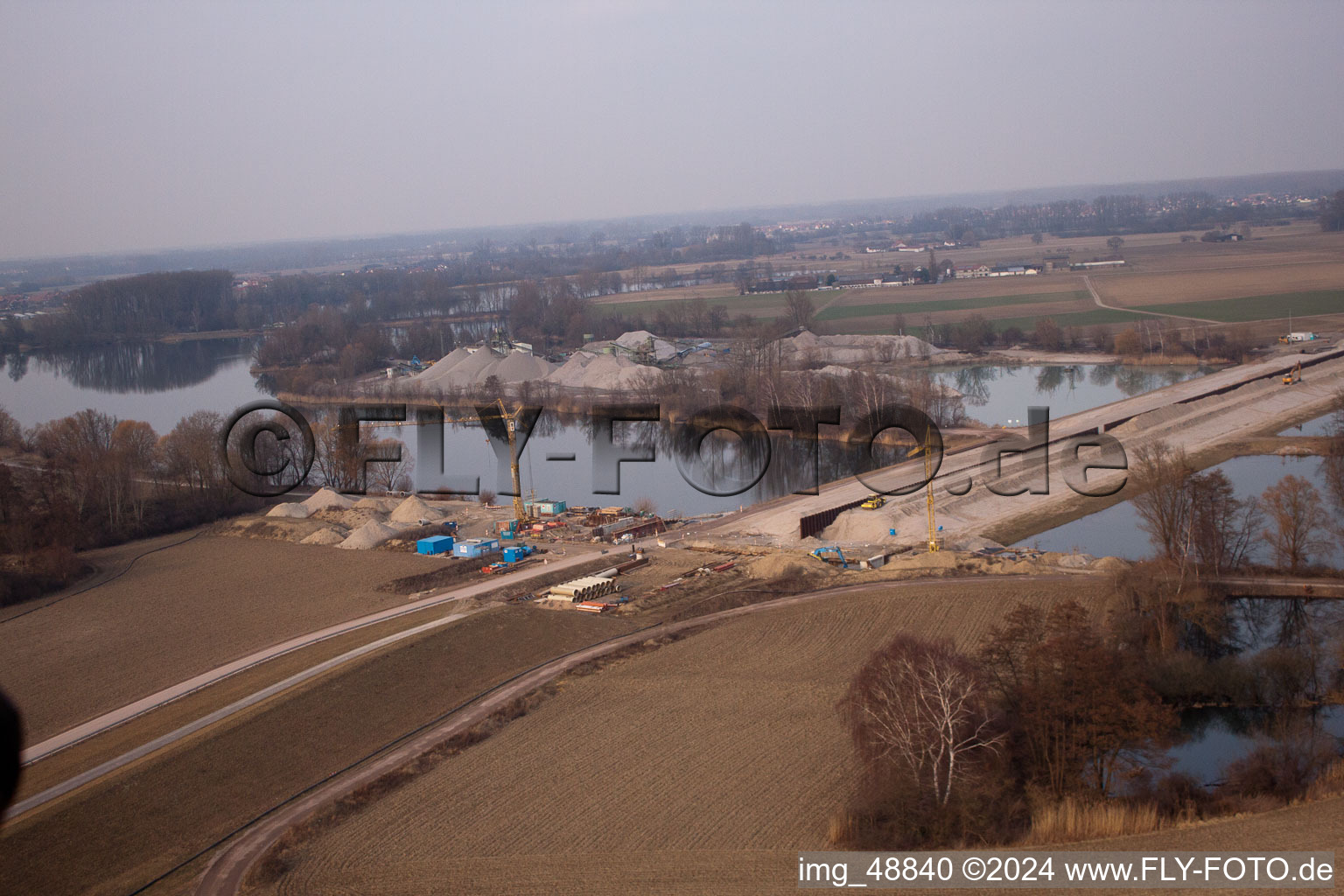 Vue aérienne de Polders à Neupotz dans le département Rhénanie-Palatinat, Allemagne