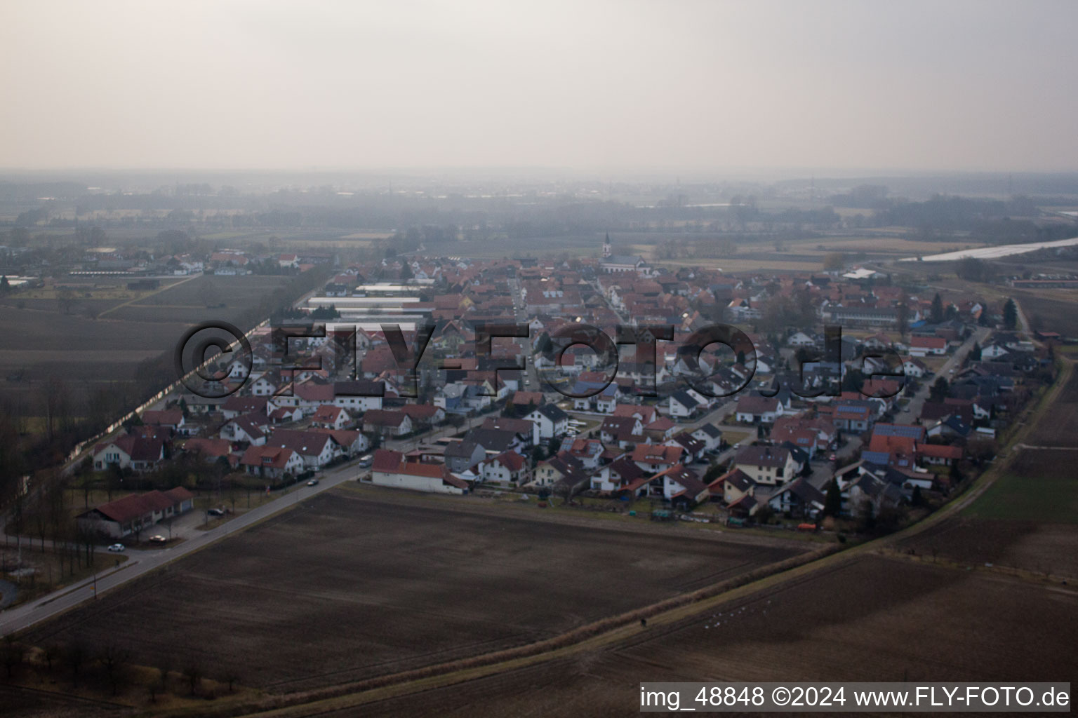 Photographie aérienne de Neupotz dans le département Rhénanie-Palatinat, Allemagne