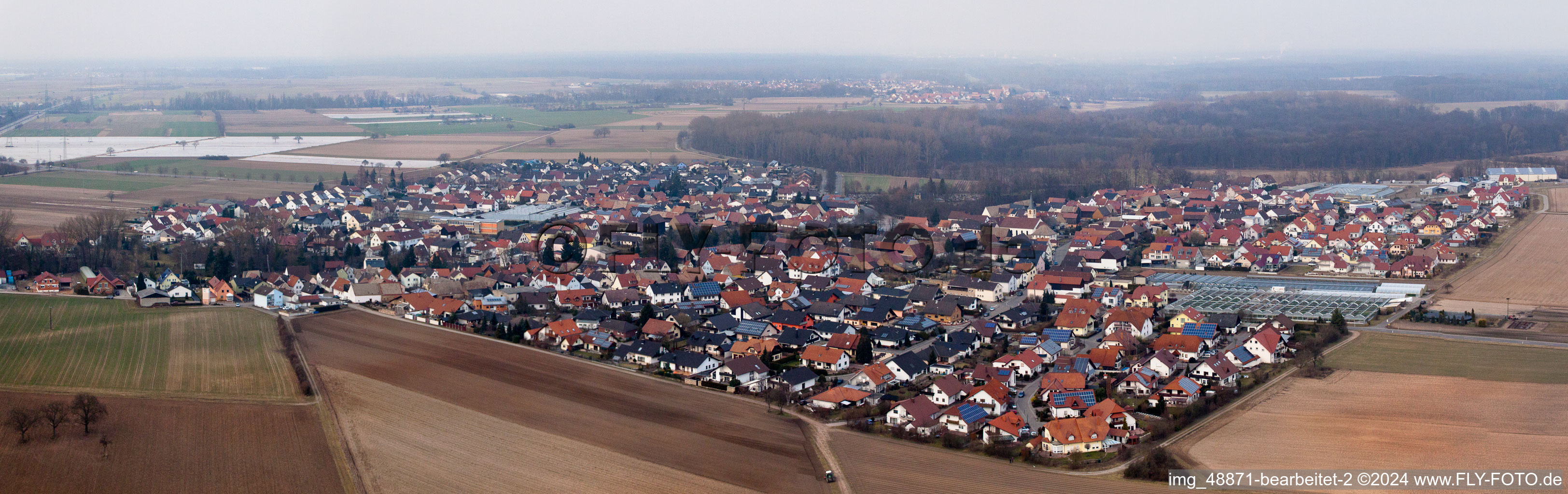 Vue aérienne de Panorama à Kuhardt dans le département Rhénanie-Palatinat, Allemagne