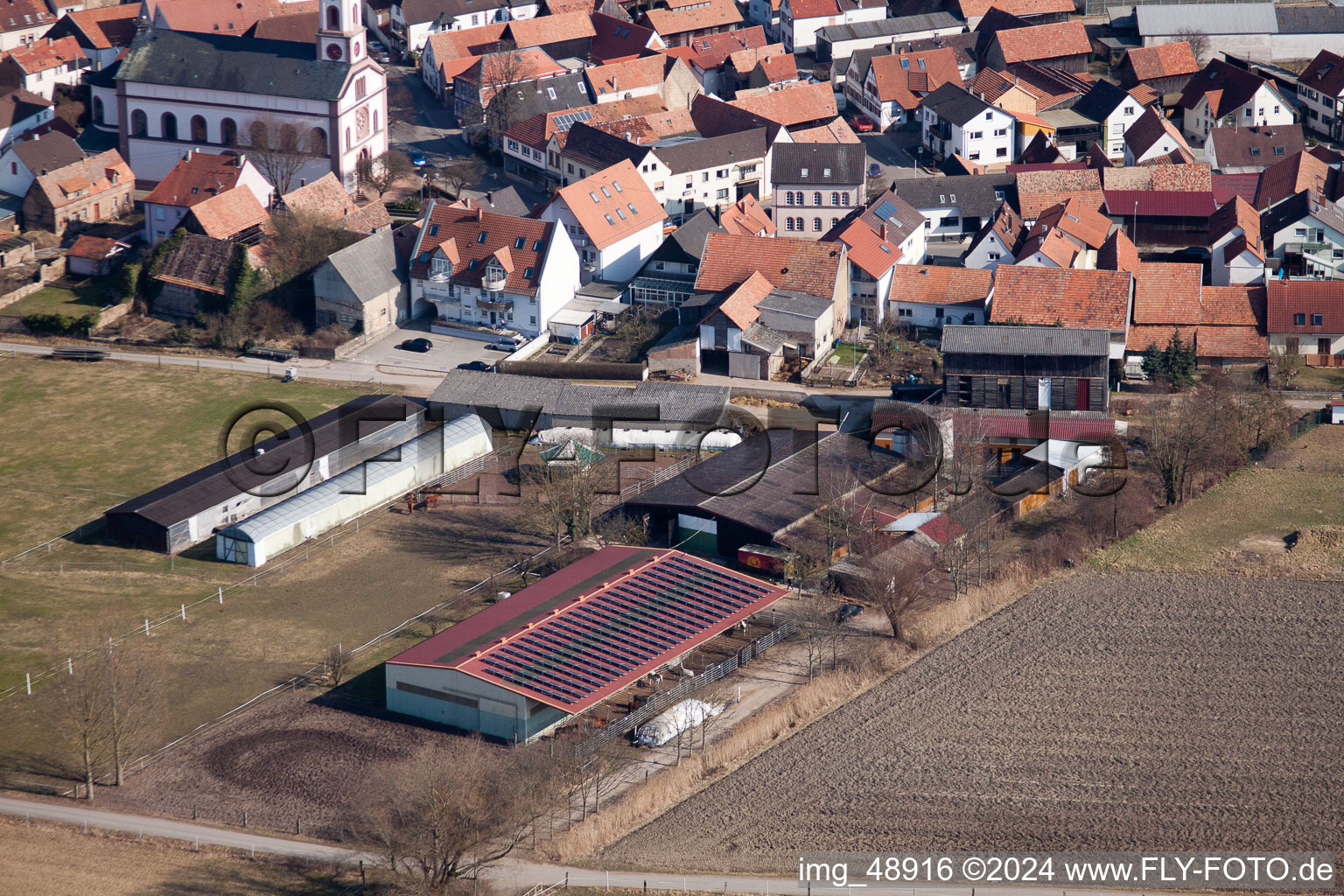 Neupotz dans le département Rhénanie-Palatinat, Allemagne hors des airs