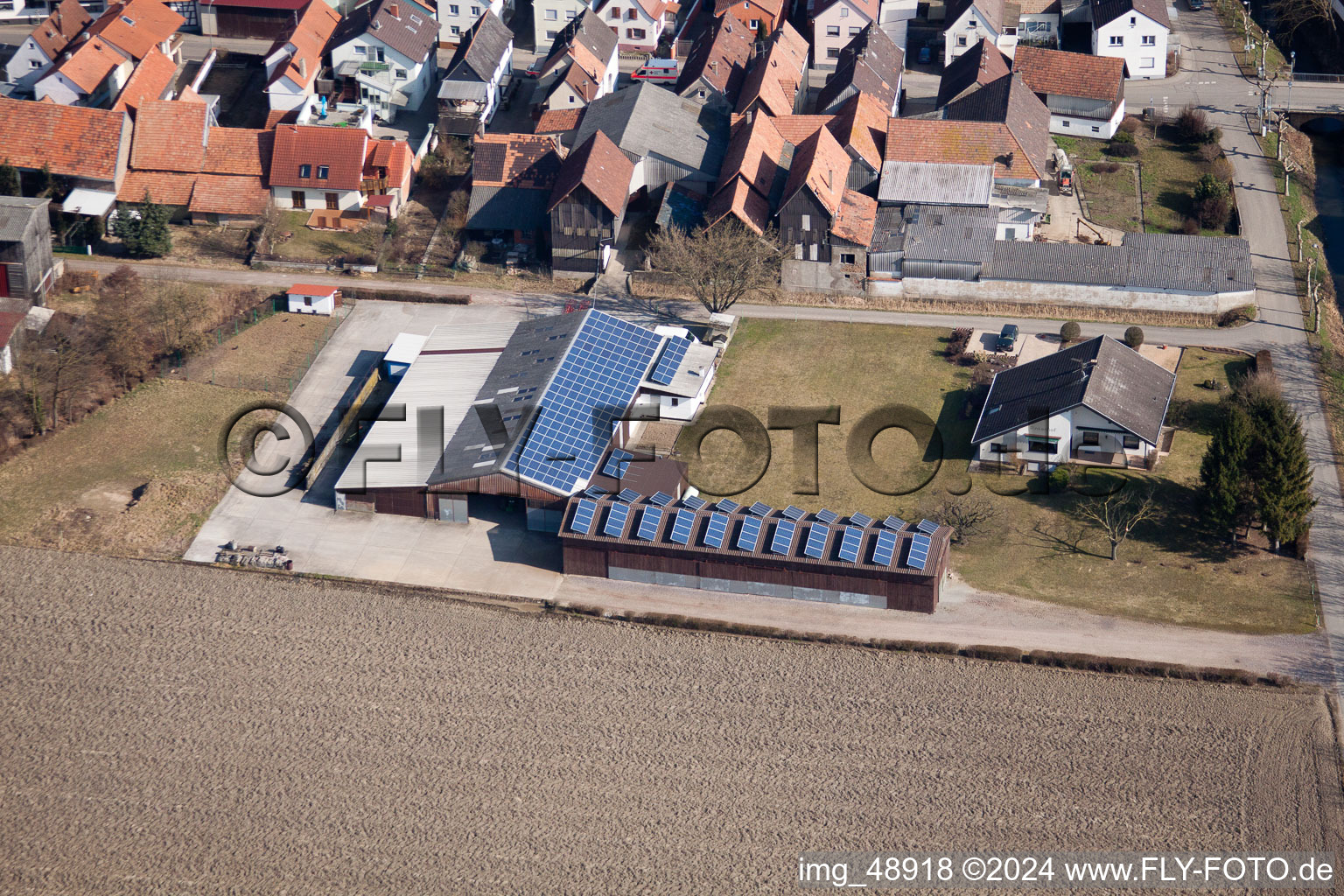 Neupotz dans le département Rhénanie-Palatinat, Allemagne depuis l'avion