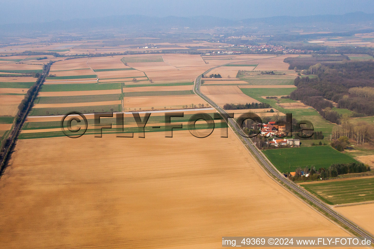 Vue aérienne de Höfen dans le département Rhénanie-Palatinat, Allemagne