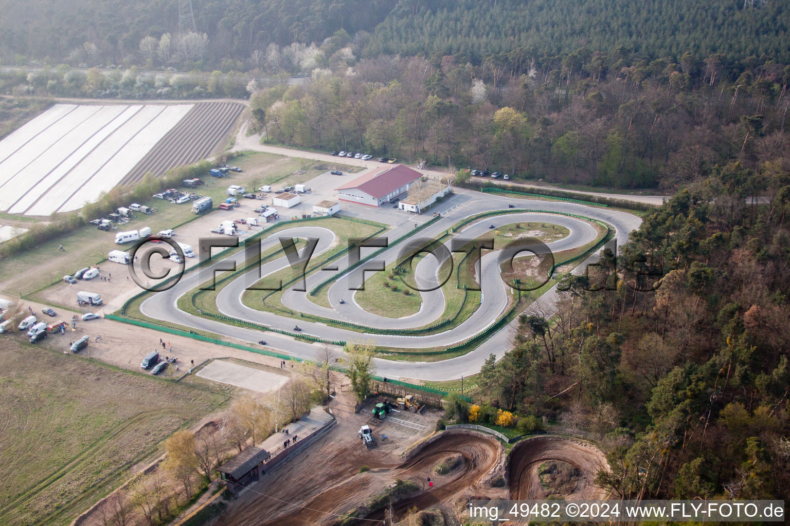 Vue aérienne de Piste de karting à Walldorf dans le département Bade-Wurtemberg, Allemagne