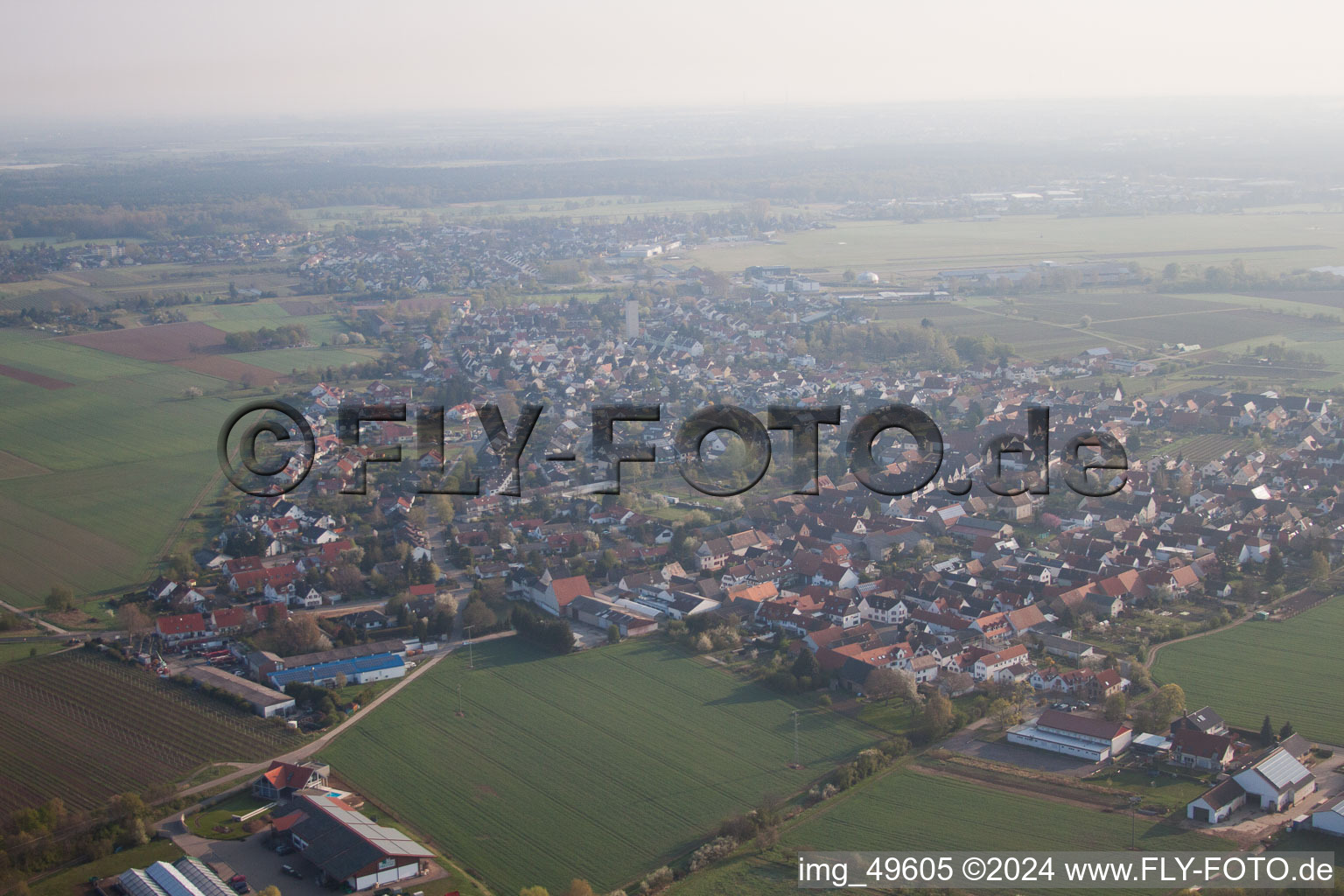 Image drone de Quartier Lachen in Neustadt an der Weinstraße dans le département Rhénanie-Palatinat, Allemagne