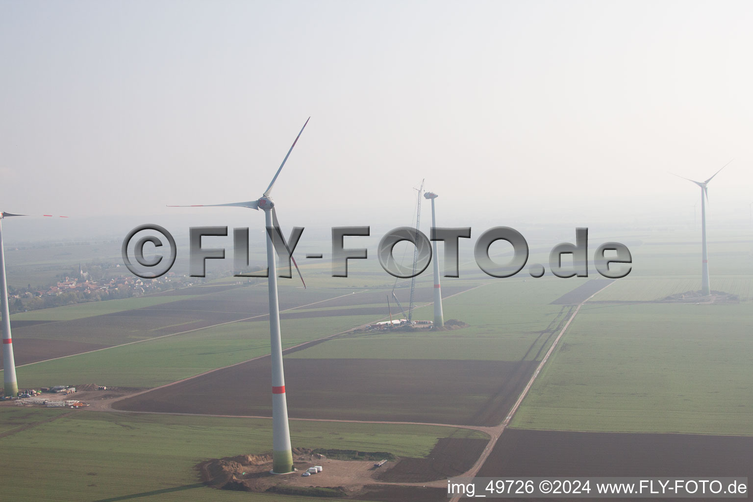 Vue aérienne de Chantier de construction d'éoliennes à Gabsheim dans le département Rhénanie-Palatinat, Allemagne