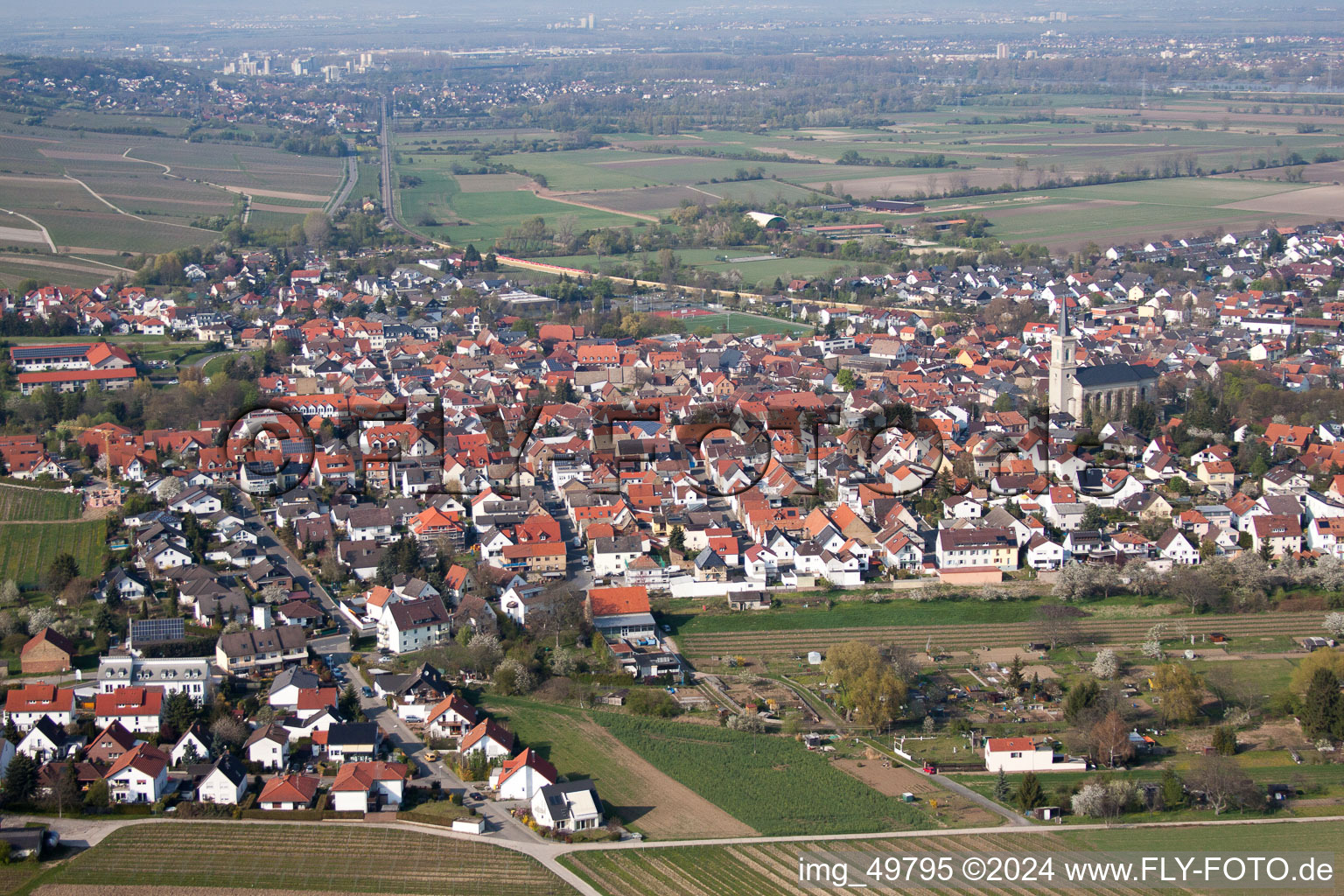 Vue aérienne de Mayence-Bodenheim à Bodenheim dans le département Rhénanie-Palatinat, Allemagne