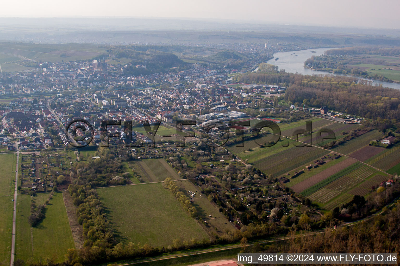 Enregistrement par drone de Oppenheim dans le département Rhénanie-Palatinat, Allemagne