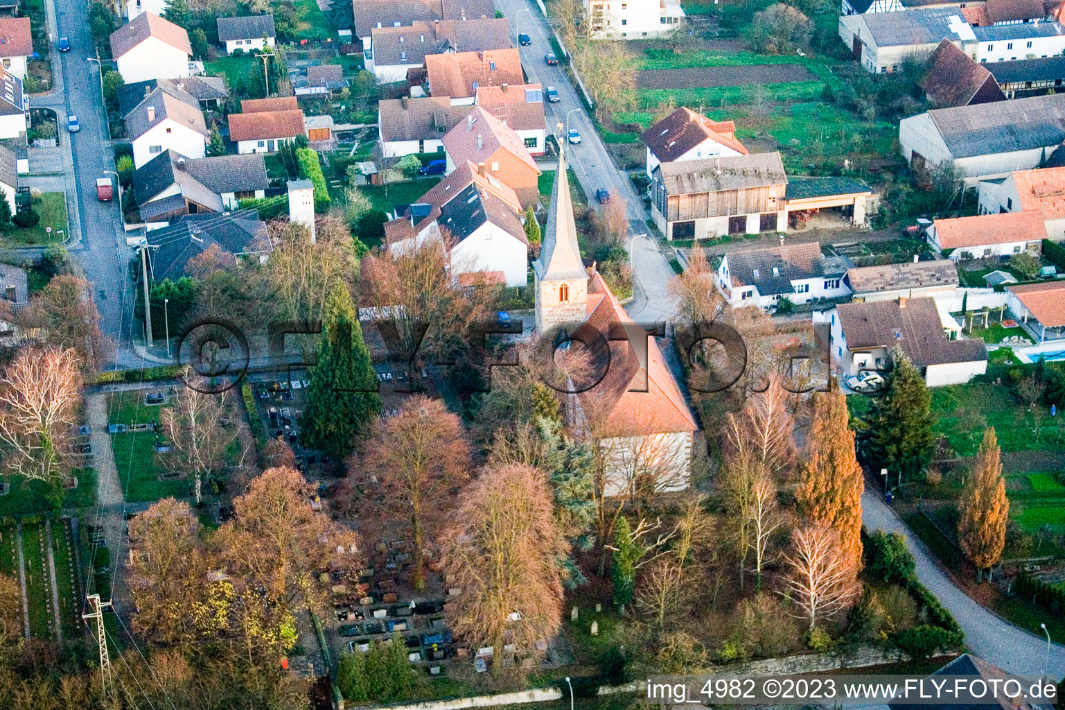 Vue aérienne de Kirchstr. à Freckenfeld dans le département Rhénanie-Palatinat, Allemagne
