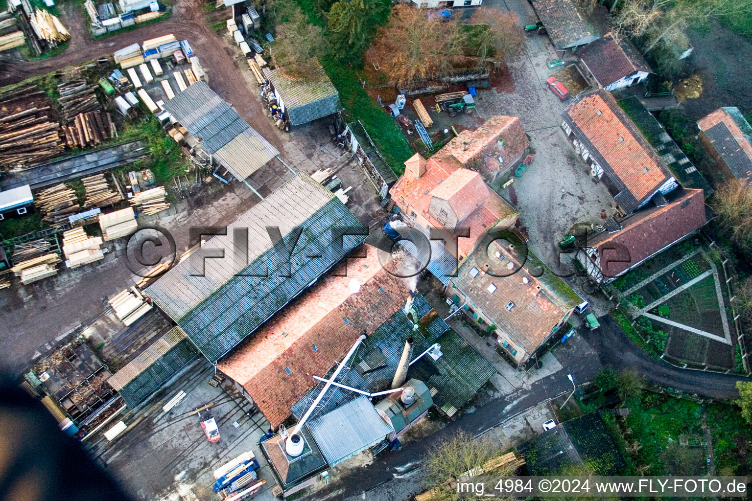 Moulin Schaidter à le quartier Schaidt in Wörth am Rhein dans le département Rhénanie-Palatinat, Allemagne vu d'un drone