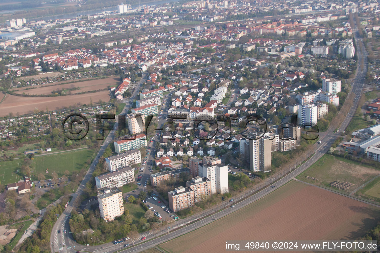 Vue oblique de Quartier Neuhausen in Worms dans le département Rhénanie-Palatinat, Allemagne