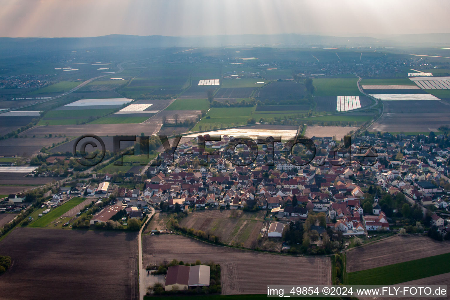 Vue oblique de Quartier Heuchelheim in Heuchelheim bei Frankenthal dans le département Rhénanie-Palatinat, Allemagne