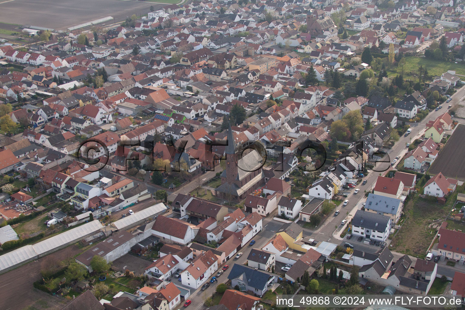 Maxdorf dans le département Rhénanie-Palatinat, Allemagne vue du ciel