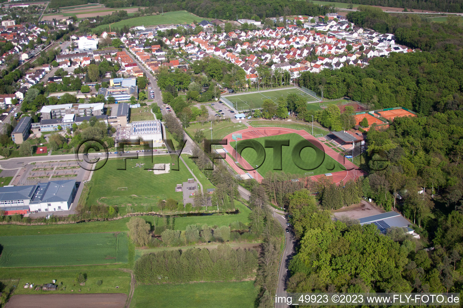 Kandel dans le département Rhénanie-Palatinat, Allemagne du point de vue du drone