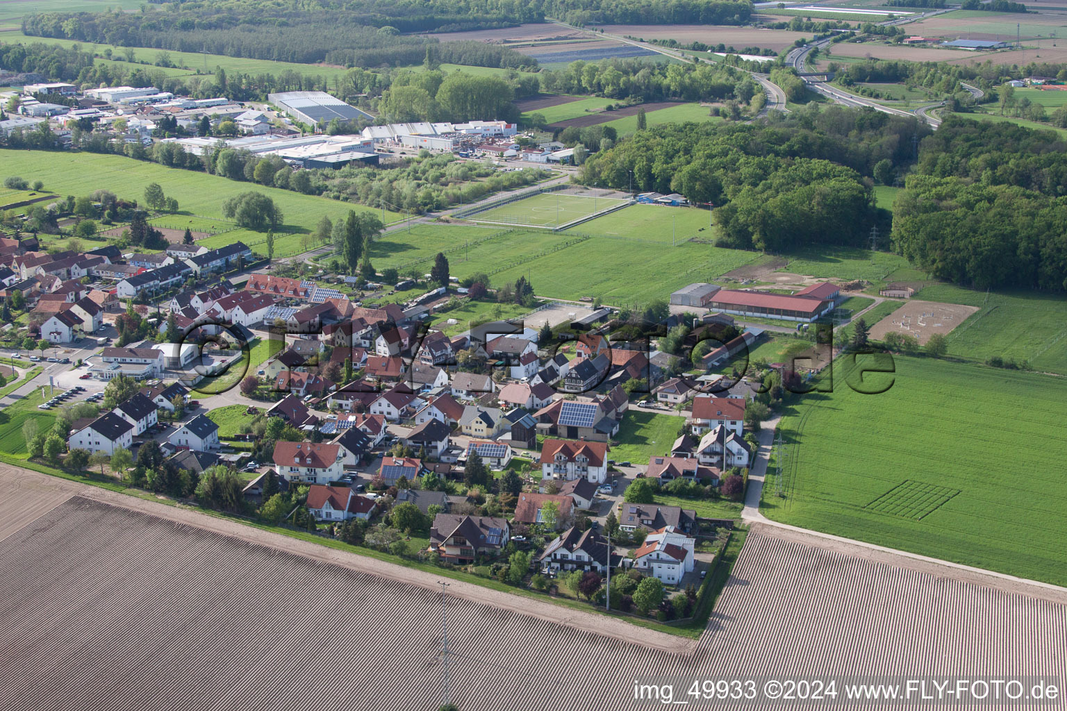 Vue d'oiseau de Quartier Minderslachen in Kandel dans le département Rhénanie-Palatinat, Allemagne