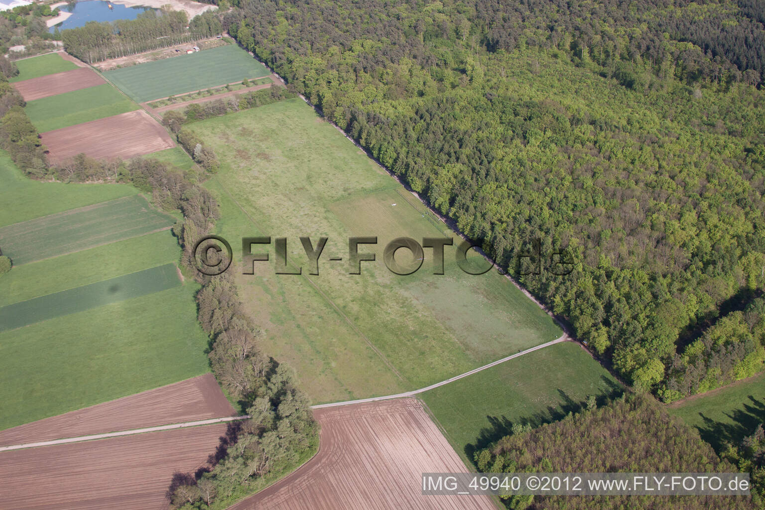 Photographie aérienne de Aérodrome modèle MSC Rülzheim vu du nord-ouest à Rülzheim dans le département Rhénanie-Palatinat, Allemagne