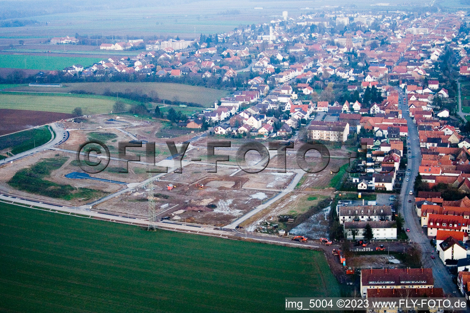 Vue aérienne de Nouvelle zone de développement sur le Höhenweg à Kandel dans le département Rhénanie-Palatinat, Allemagne