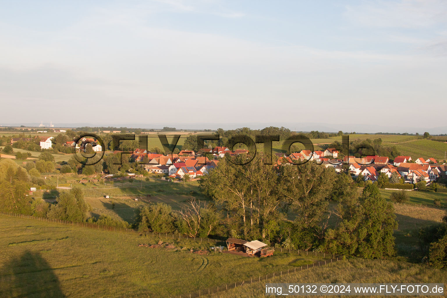 Hergersweiler dans le département Rhénanie-Palatinat, Allemagne d'un drone