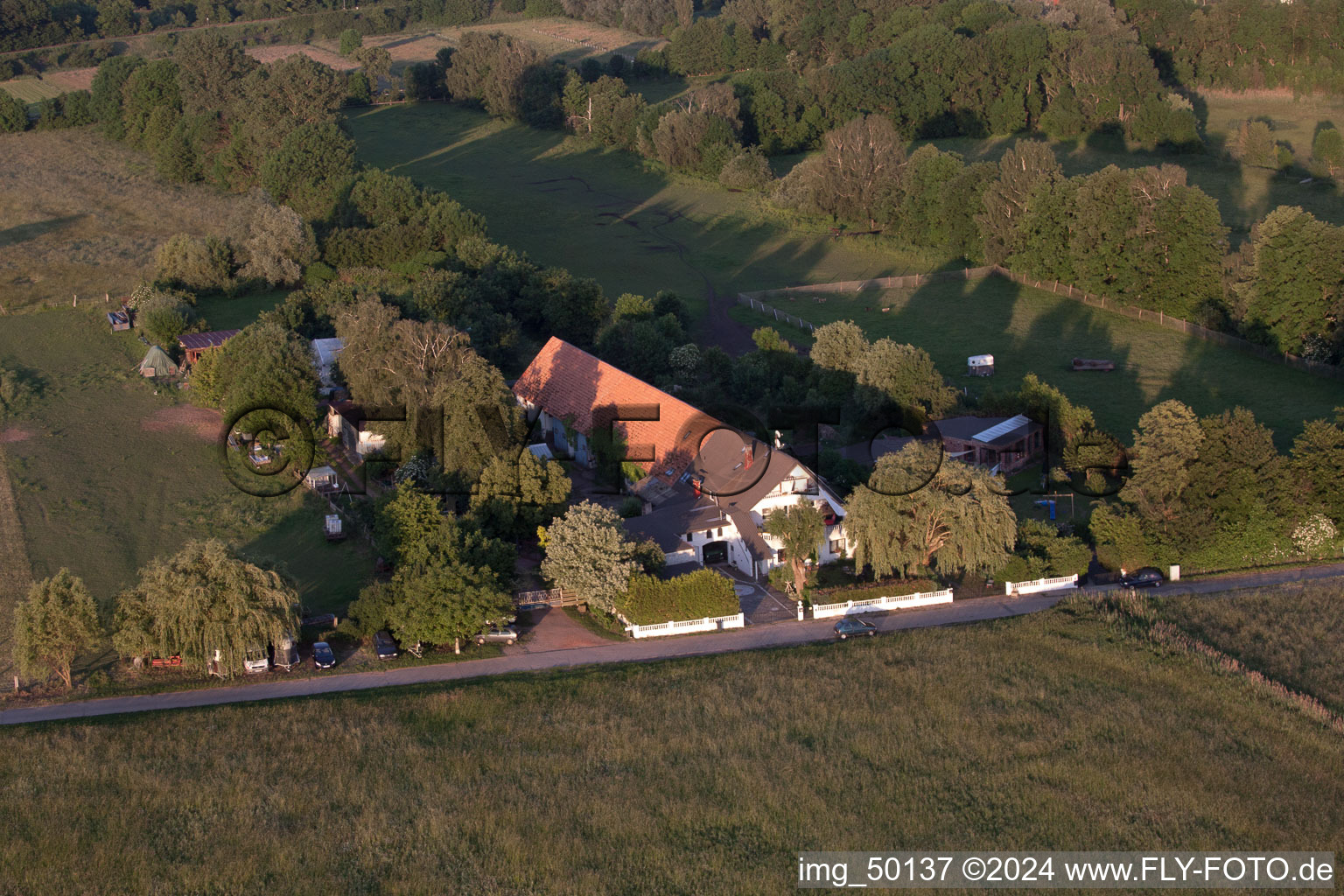 Vue oblique de Winden dans le département Rhénanie-Palatinat, Allemagne