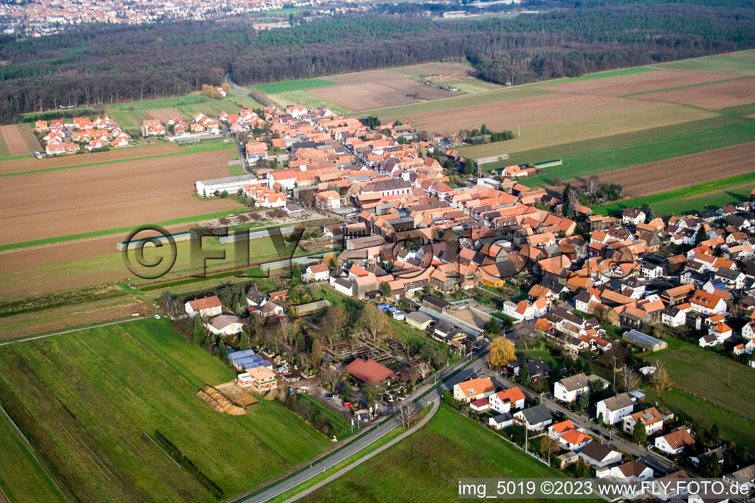 Vue aérienne de Entreprise de pépinière/jardin Konrad à le quartier Hayna in Herxheim bei Landau dans le département Rhénanie-Palatinat, Allemagne