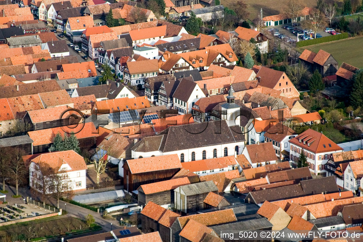 Vue aérienne de Du sud-ouest à le quartier Hayna in Herxheim bei Landau dans le département Rhénanie-Palatinat, Allemagne