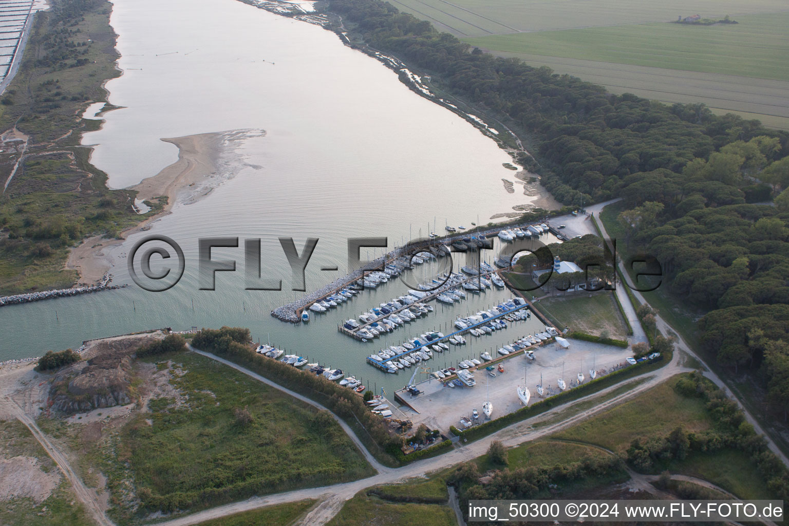 Vue aérienne de Mariecléa Club à Eraclea Mare dans le département Vénétie, Italie