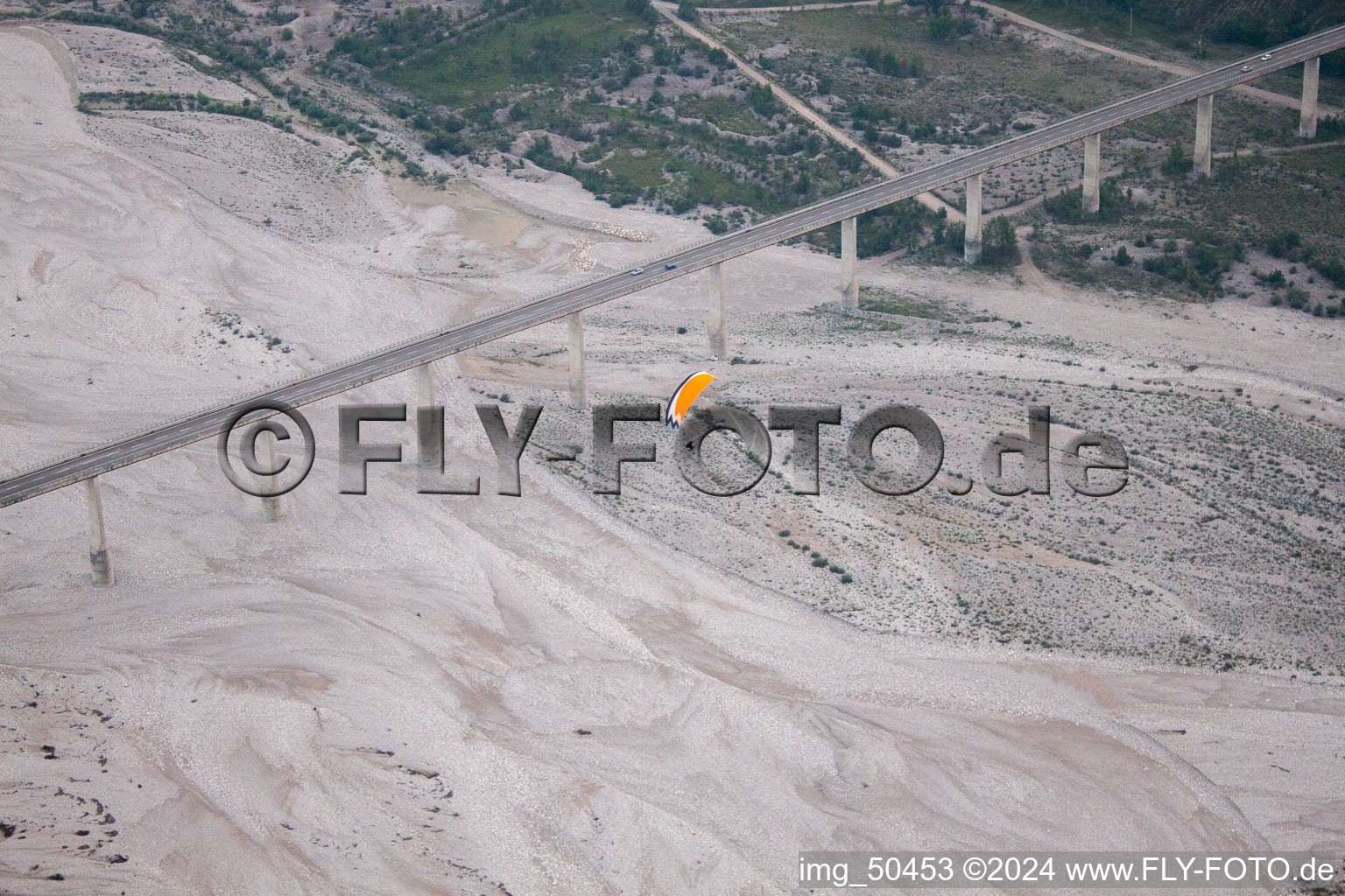 Vajont dans le département Pordenone, Italie du point de vue du drone