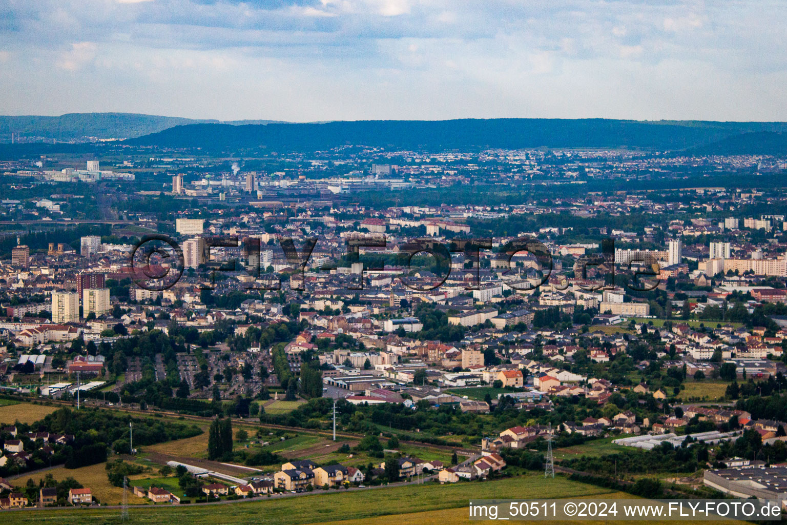 Vue oblique de Thionville dans le département Moselle, France