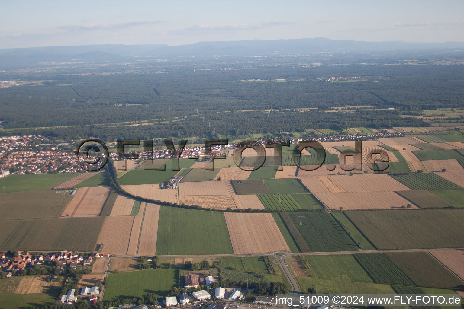 Vue d'oiseau de Kandel dans le département Rhénanie-Palatinat, Allemagne