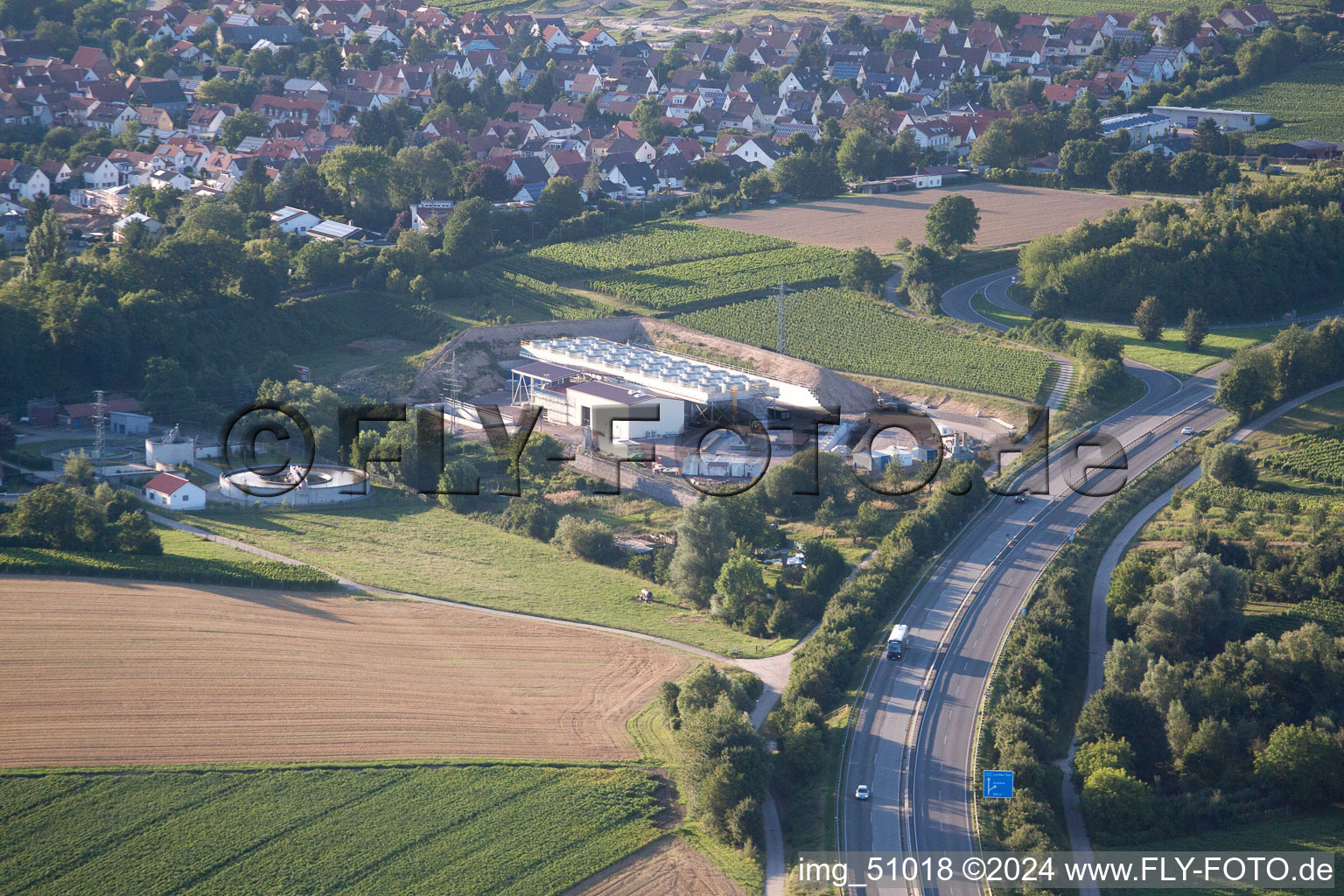 Photographie aérienne de Centrale géothermique de Pfalzwerke geofuture GmbH à Insheim sur l'A65 à Insheim dans le département Rhénanie-Palatinat, Allemagne