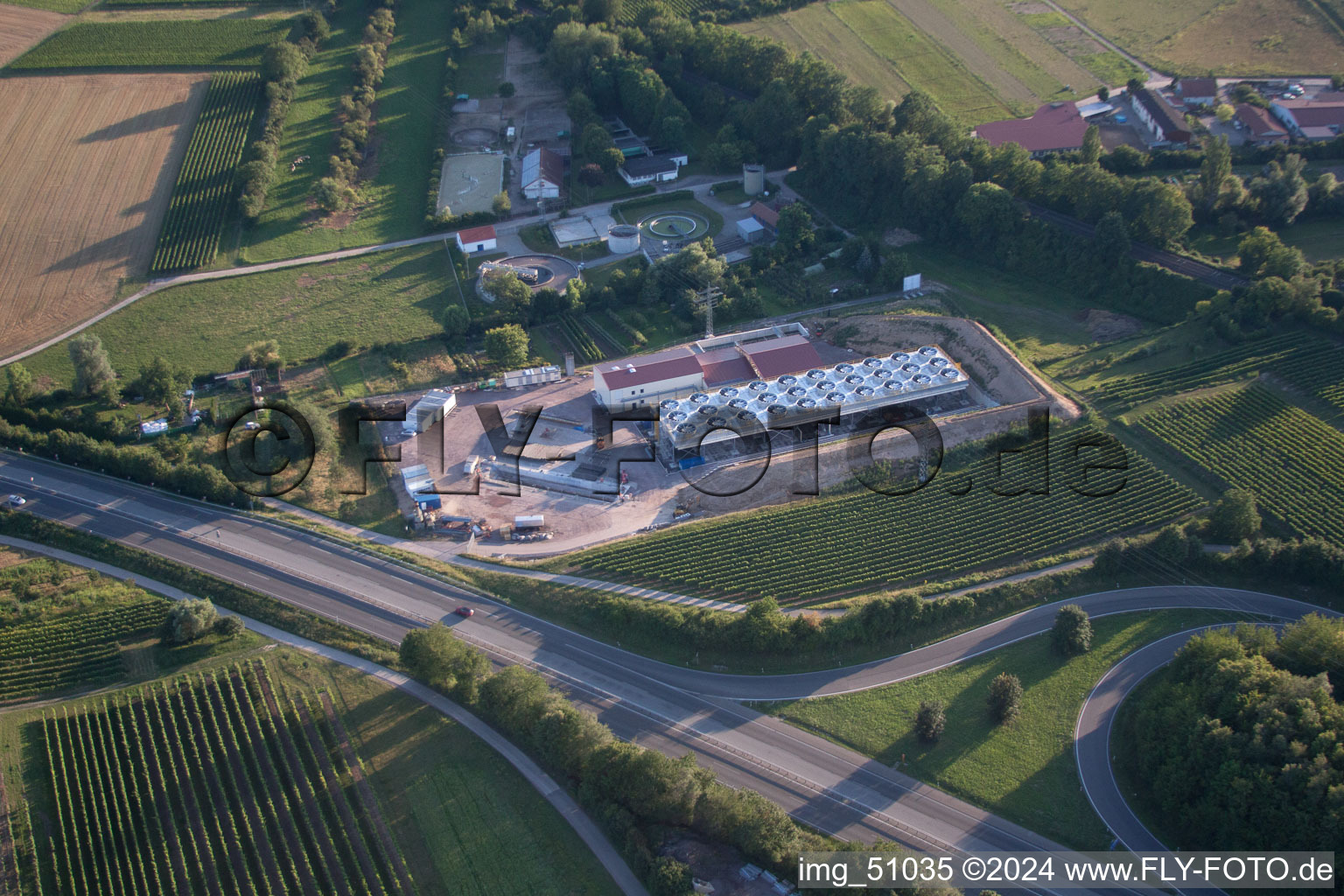 Image drone de Centrale géothermique de Pfalzwerke geofuture GmbH à Insheim sur l'A65 à Insheim dans le département Rhénanie-Palatinat, Allemagne