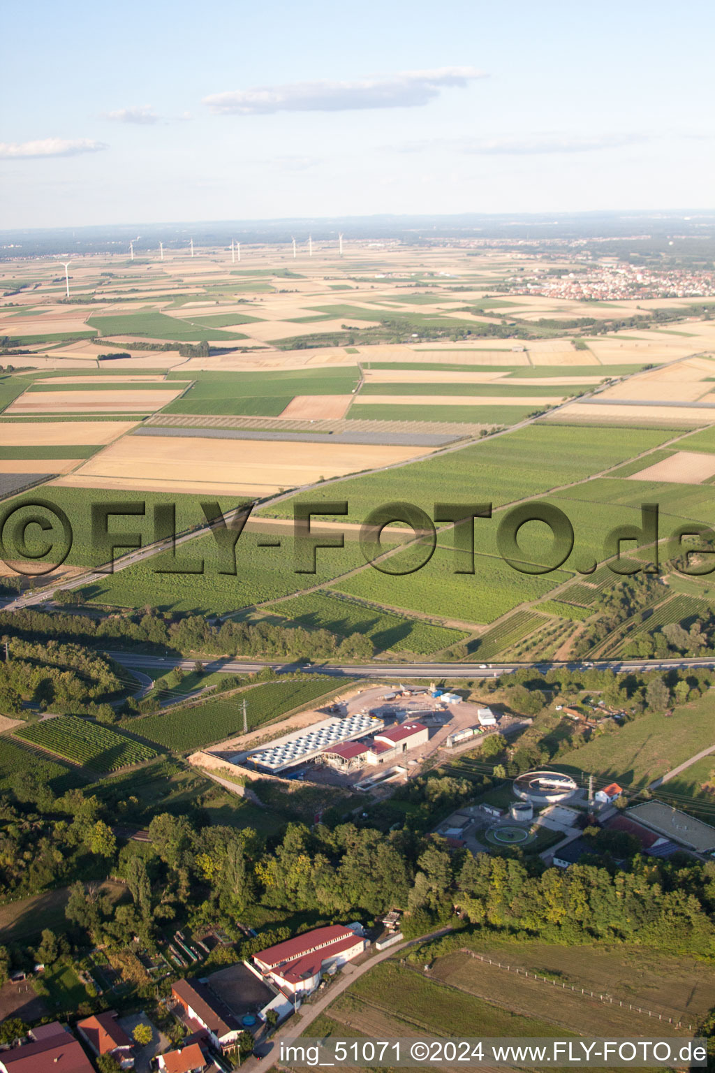 Vue aérienne de Centrale géothermique de Pfalzwerke geofuture GmbH à Insheim sur l'A65 à Insheim dans le département Rhénanie-Palatinat, Allemagne